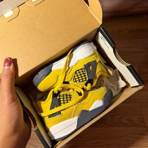 Jordan Kids Yellow and Black Sneakers